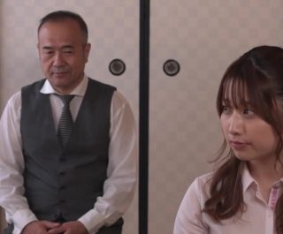 Bị sếp hạ thuốc mê hãm hiếp