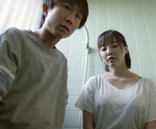 Gạ tình cậu nam sinh đến nhà thuê trọ